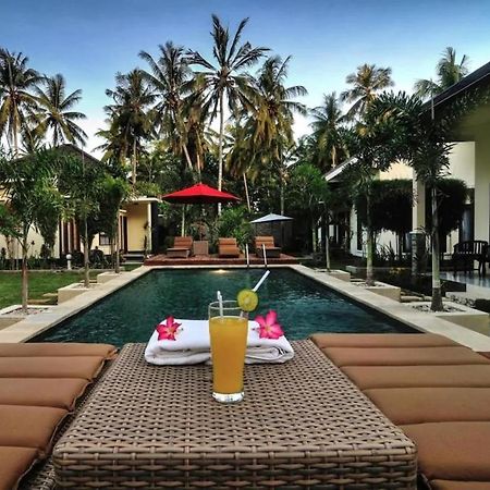 Shu Villa Lombok Kuta  Exteriör bild