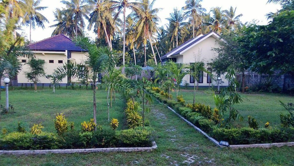 Shu Villa Lombok Kuta  Exteriör bild