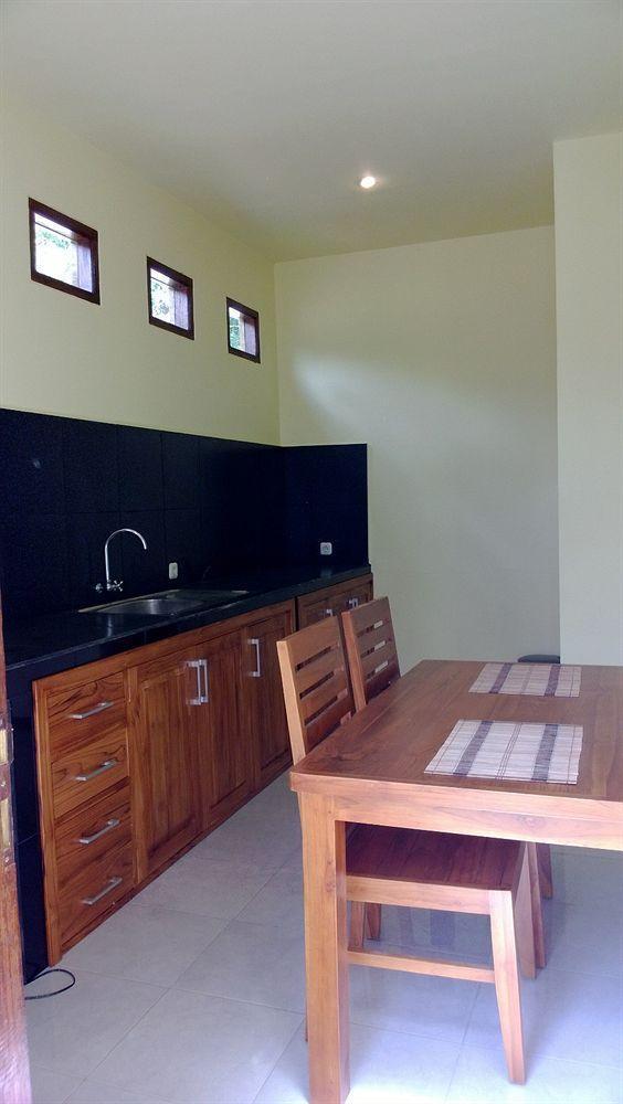 Shu Villa Lombok Kuta  Exteriör bild
