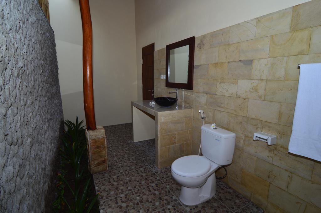Shu Villa Lombok Kuta  Rum bild