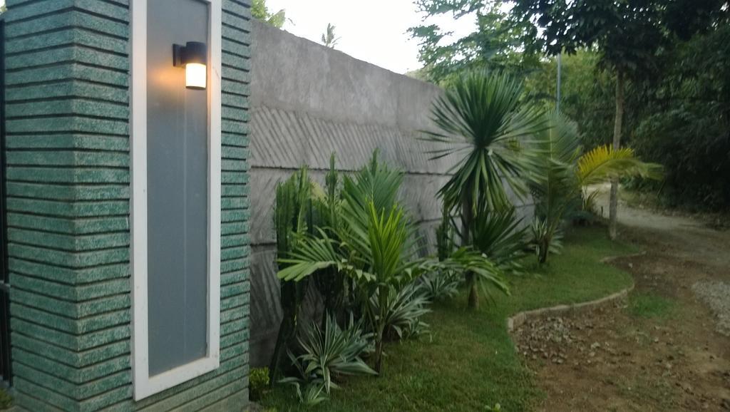 Shu Villa Lombok Kuta  Exteriör bild