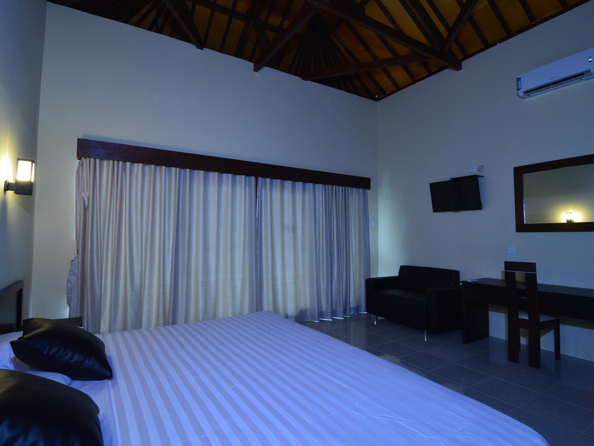 Shu Villa Lombok Kuta  Exteriör bild